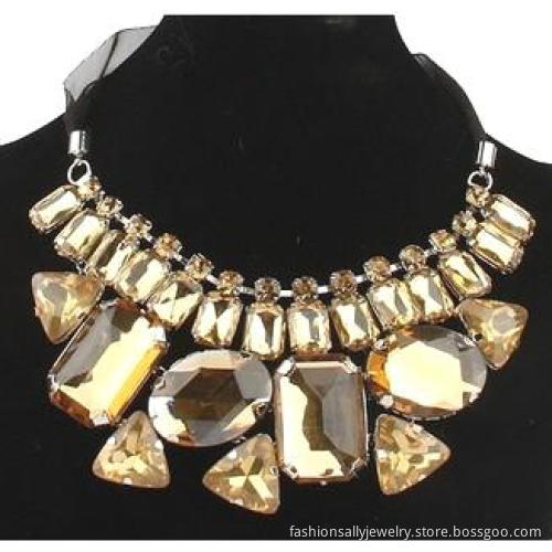 Classic Alloy Necklace and Pendant with Nature Stone